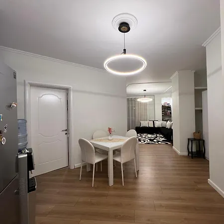 Apartment Sweet Kashar