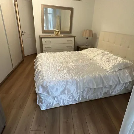 Sweet Apartment